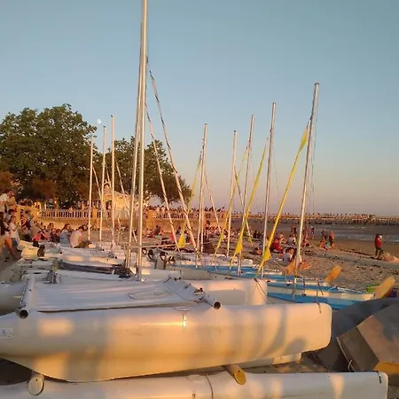 Vue Bassin Port Ostreicole Et Lumineux Avec Piscine Et Balcon ! Апартаменты